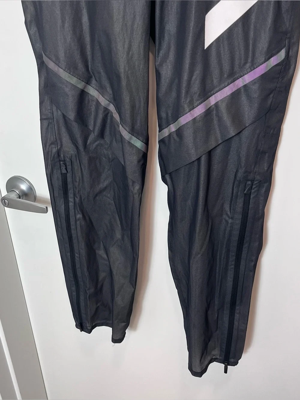 adidas lightweight black